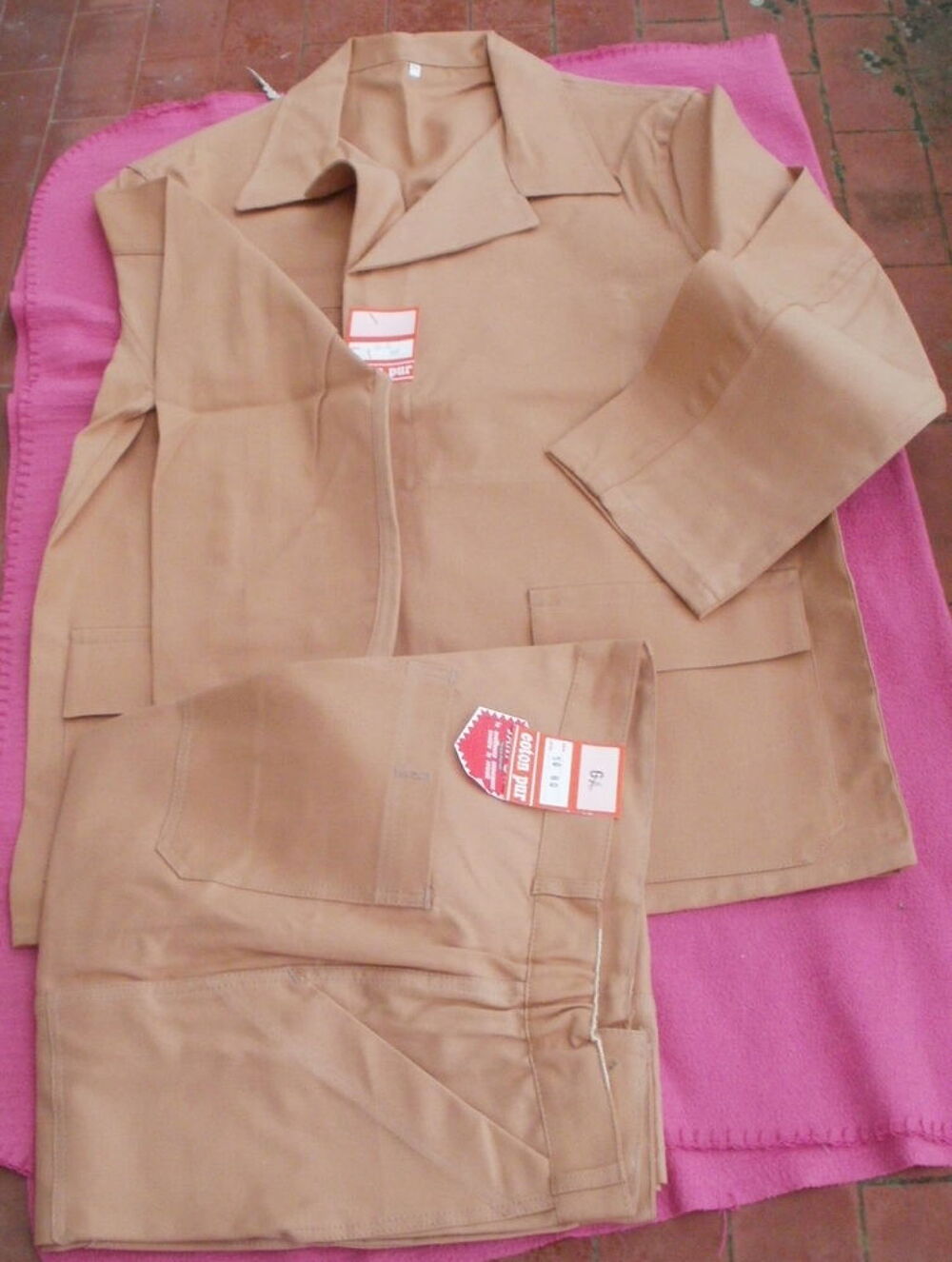 Veste et pantalon de travail Sanfor TAILLE 50 Vêtements