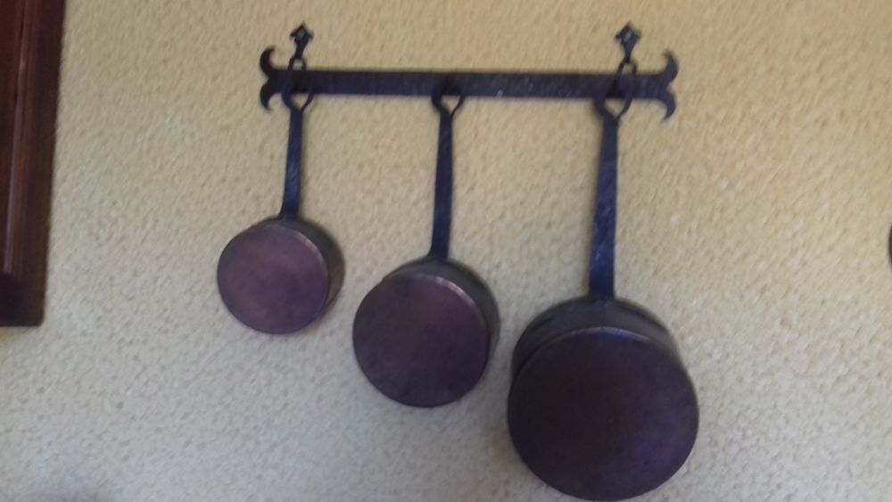 lot de 3 casseroles anciennes en cuivre Décoration