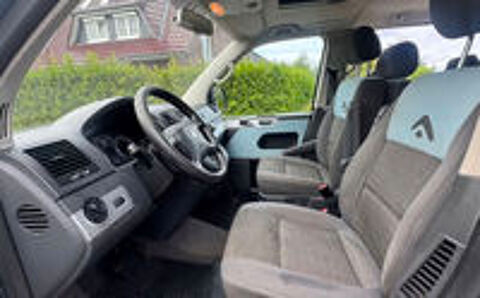 MULTIVAN 2.5 TDI 130 FAP Startline Tiptronic (5pl) (10 CV) 2007 occasion 25000 Besan&ccedil;on