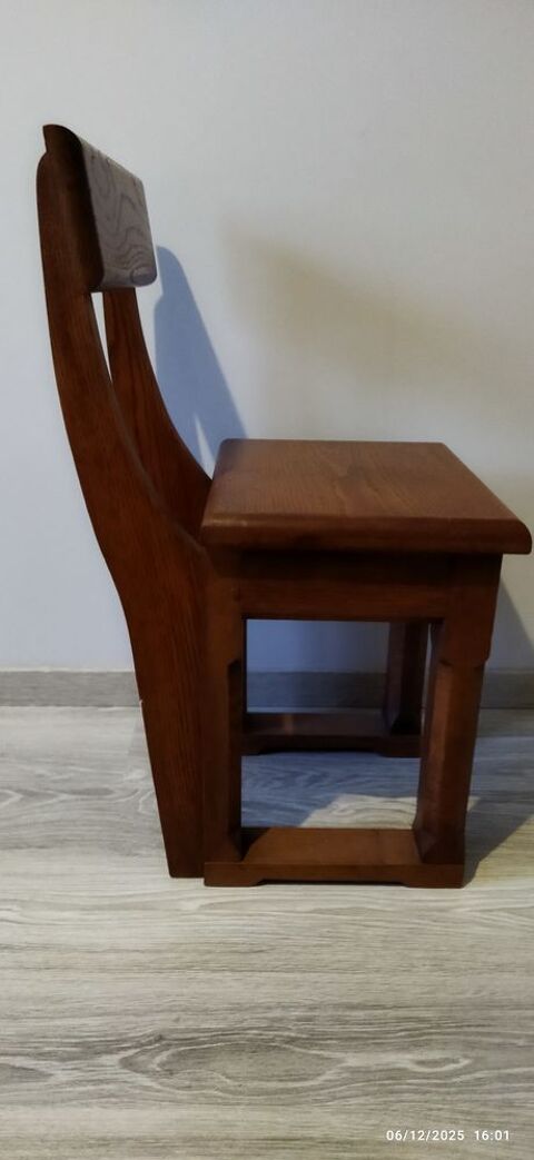 PETITE CHAISE ORIGINALE BOIS TBE 10 Elbeuf (76)