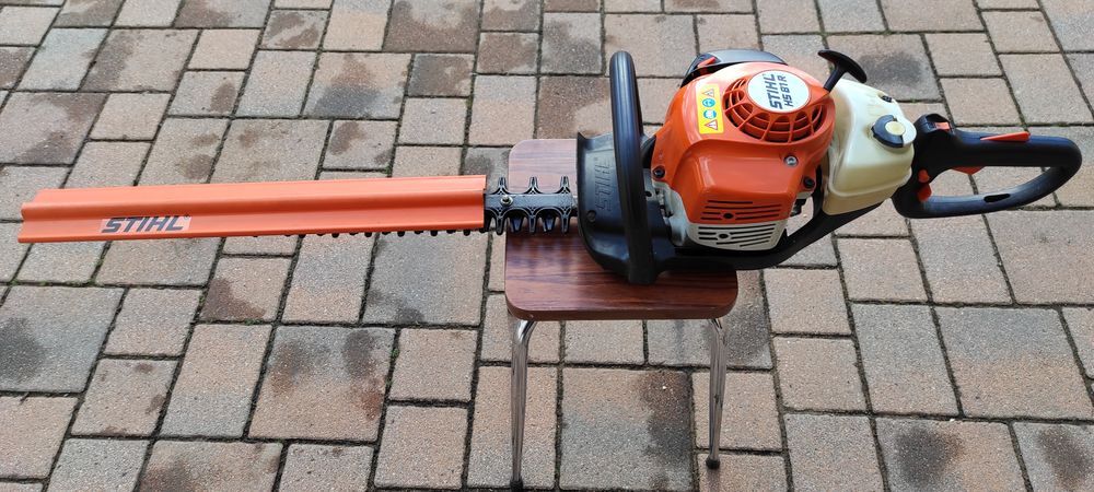 taille haie thermique Jardin