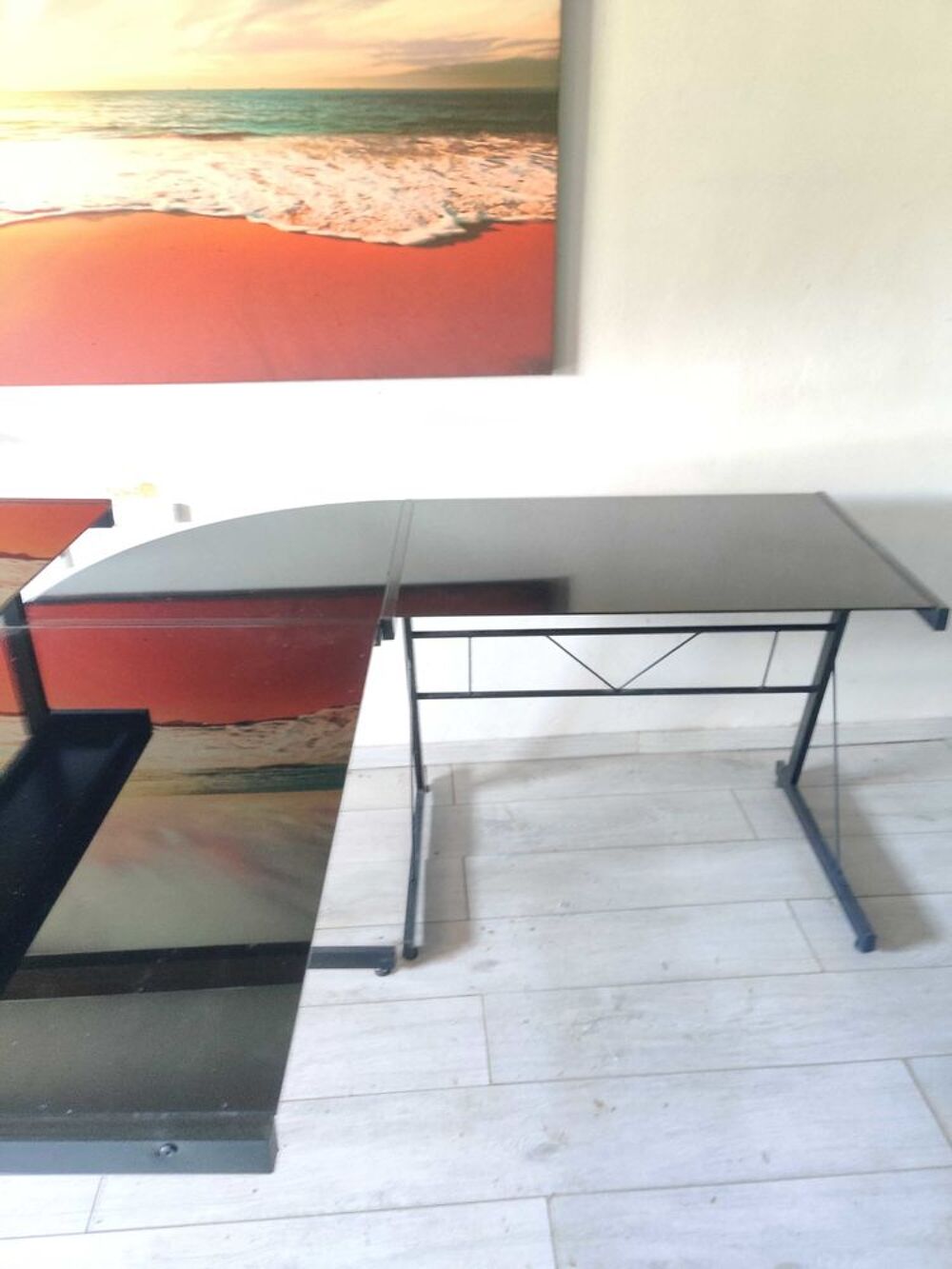 tr&egrave;s beau bureau d'angle en verre Meubles