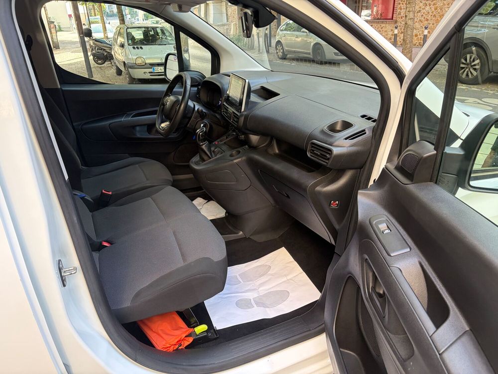 Berlingo BERLINGO VAN M 650 BLUEHDI 100 S&S BVM5 CLUB 2020 occasion 92370 Chaville