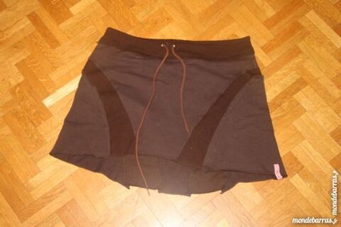 Jupe courte marron (V12) 2 Tours (37)