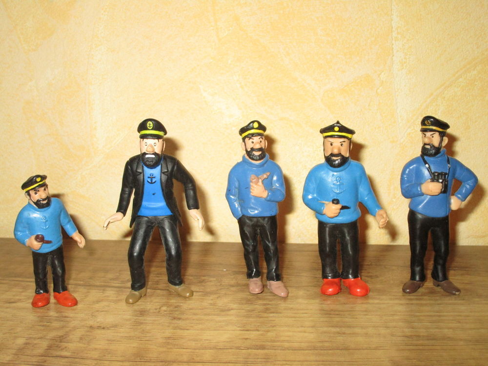 LOT FIGURINE CAPITAINE HADDOCK
