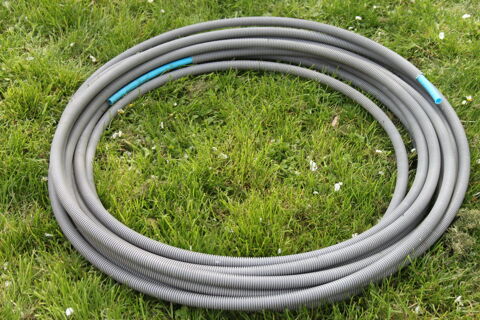 Couronne tuyau PER  gain� 25 Montigny-Lencoup (77)