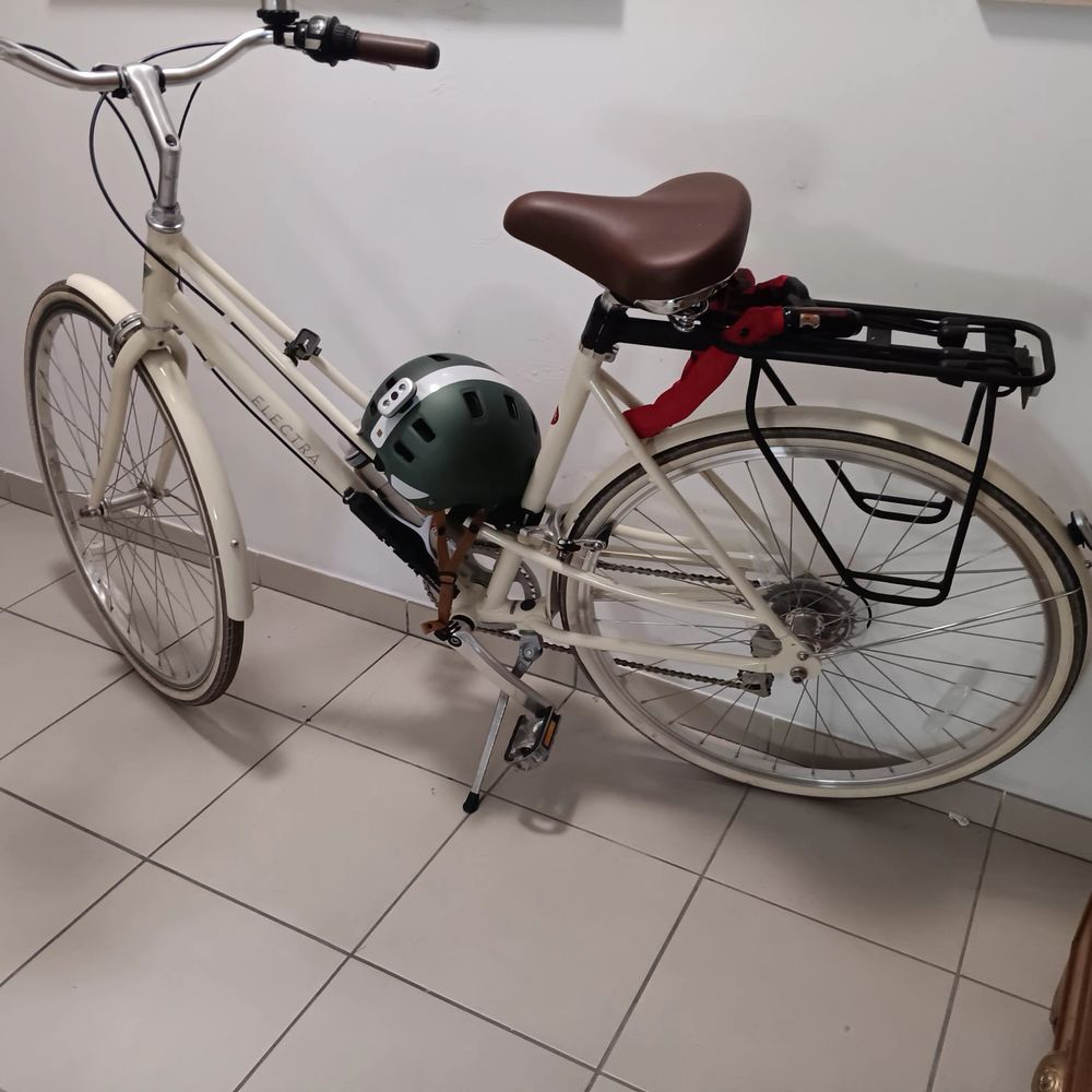 V&eacute;lo mixte en tr&egrave;s bon &eacute;tat Vlos