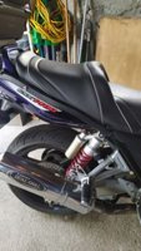 SUZUKI 2006 occasion 63260 Aigueperse