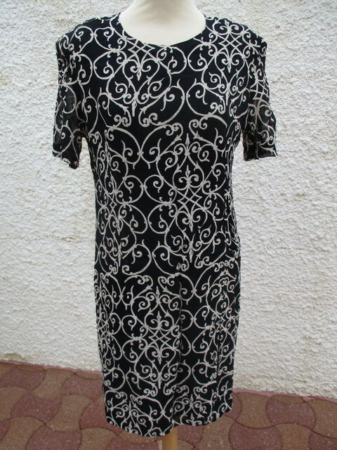 El�gante Robe  Fiona  Imprim�e & Doubl�e en Taille 46 19 La Fert�-Alais (91)