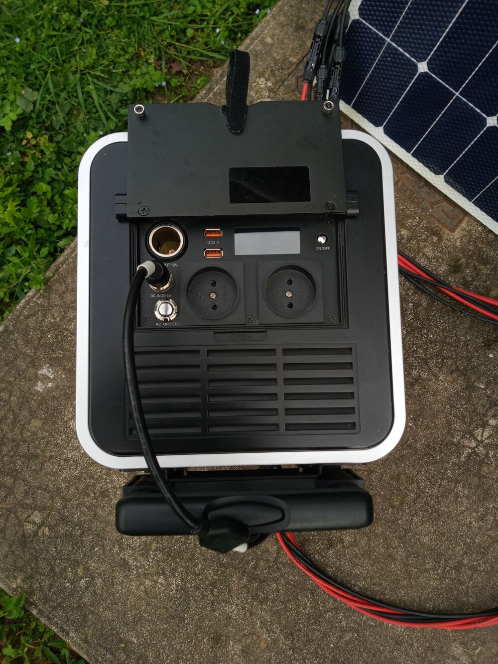Groupe &eacute;lectrog&egrave;ne Batterie solaire Bricolage