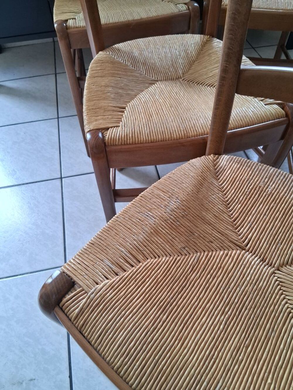 Lot 6 chaises en bois Meubles