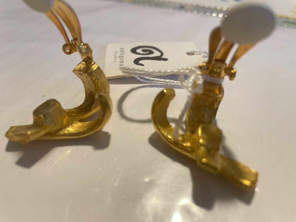 BO Clip dor&eacute;e croisillon ANTIGONA Bijoux et montres