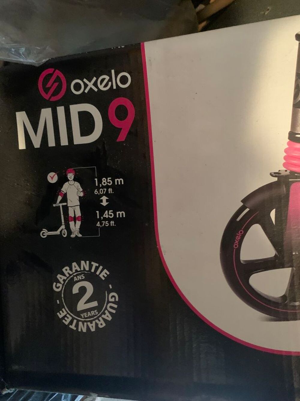 Trottinette Oxelo MID9 rose pliable avec b&eacute;quille + casque - Sports