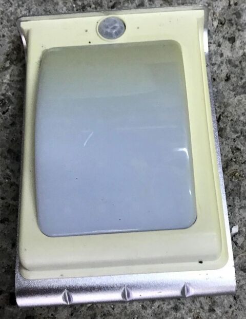 lampe solaire à LED 10 Richwiller (68)