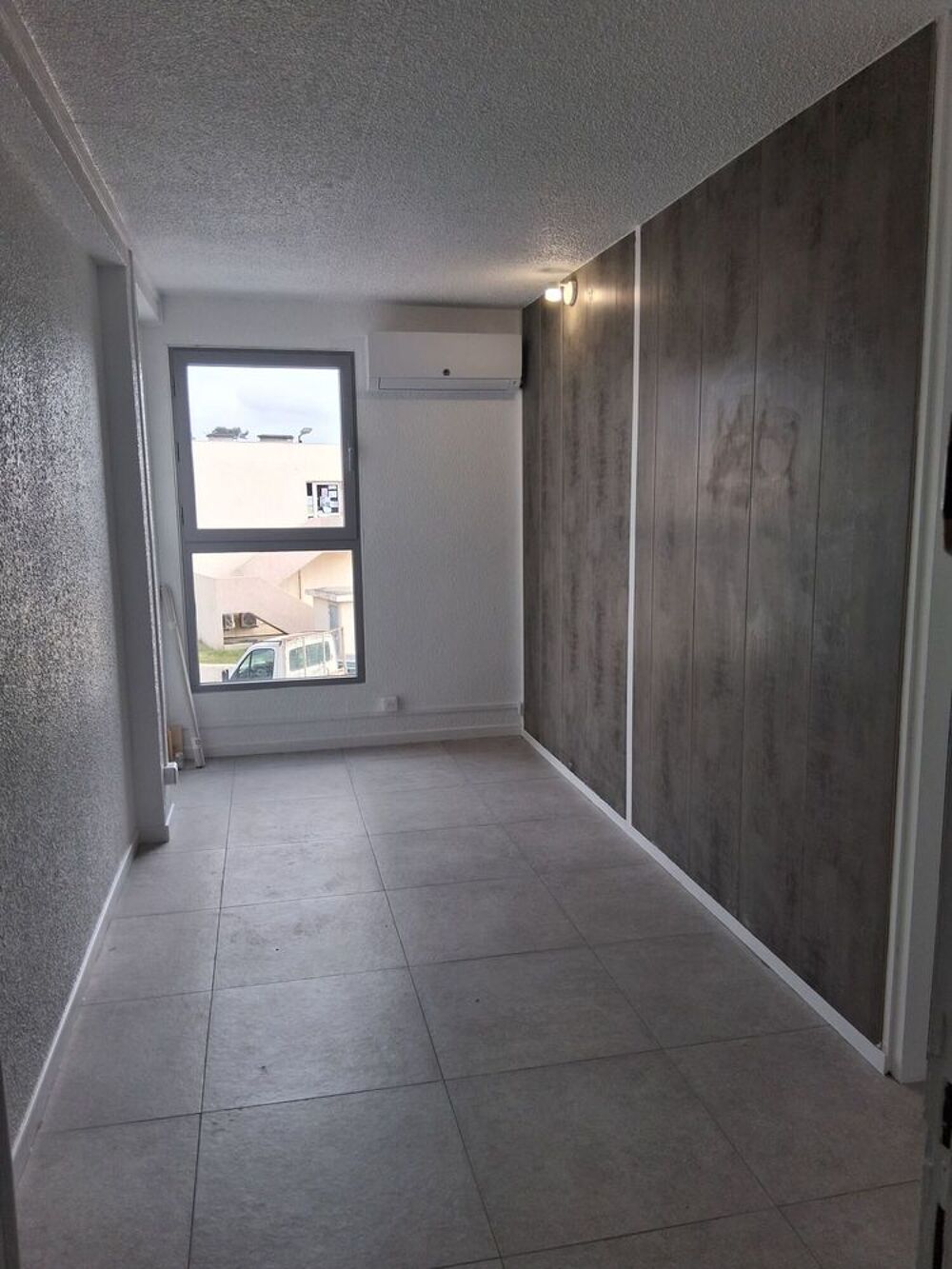 Location Autre LOCAL/BUREAUX Antibes