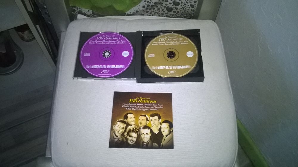 CD La France En 100 Chansons 
2004
Excellent etat
4 CD
A CD et vinyles