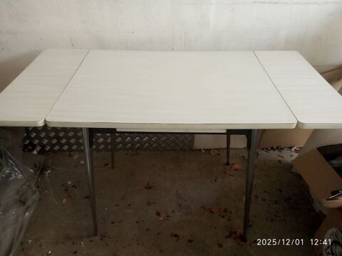 table de cuisine et chaises 0 Rueil-Malmaison (92)