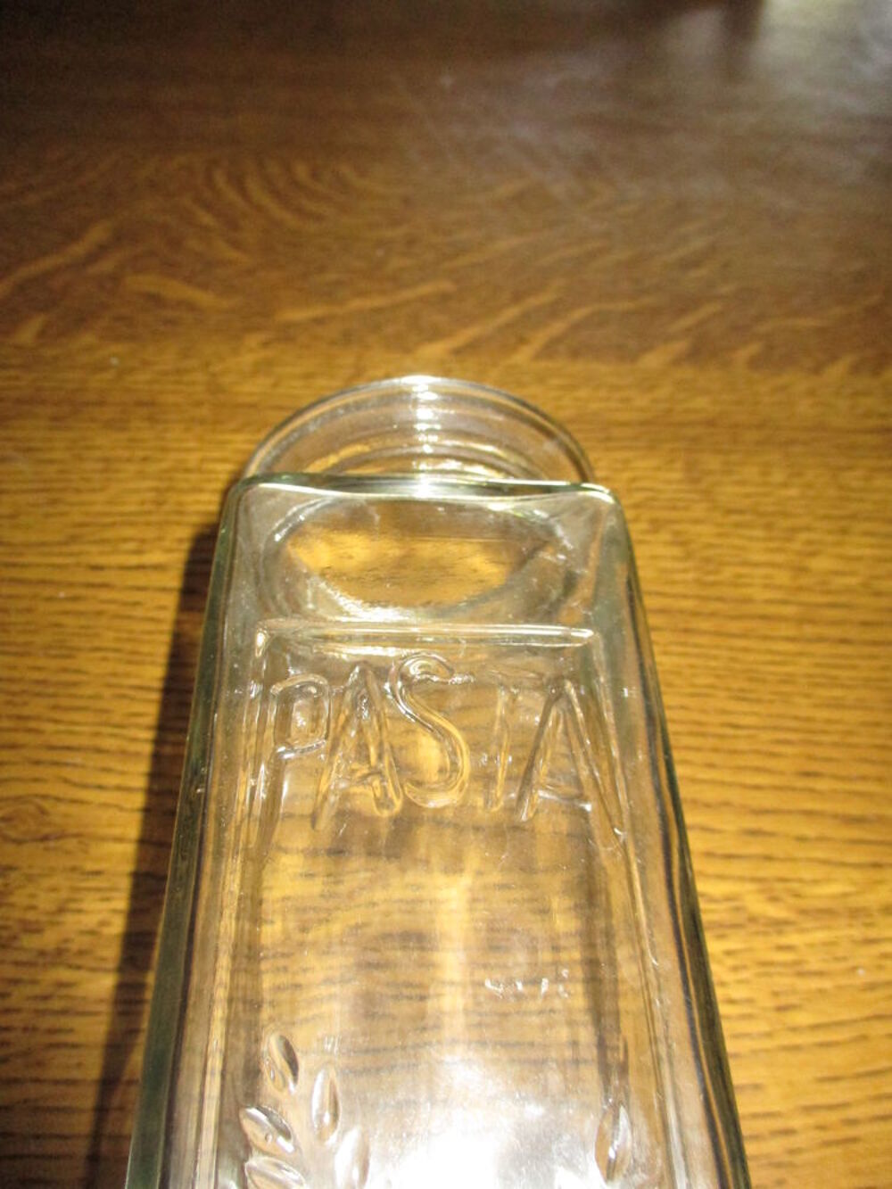 bouteille carr&eacute;e en verre indiquer PASTA vintage et autres Décoration