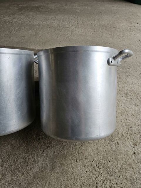 2 marmite en aluminium de 270 litres, 190 54260 Longuyon