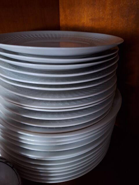 Service de table 70 Sainte-Hermine (85)