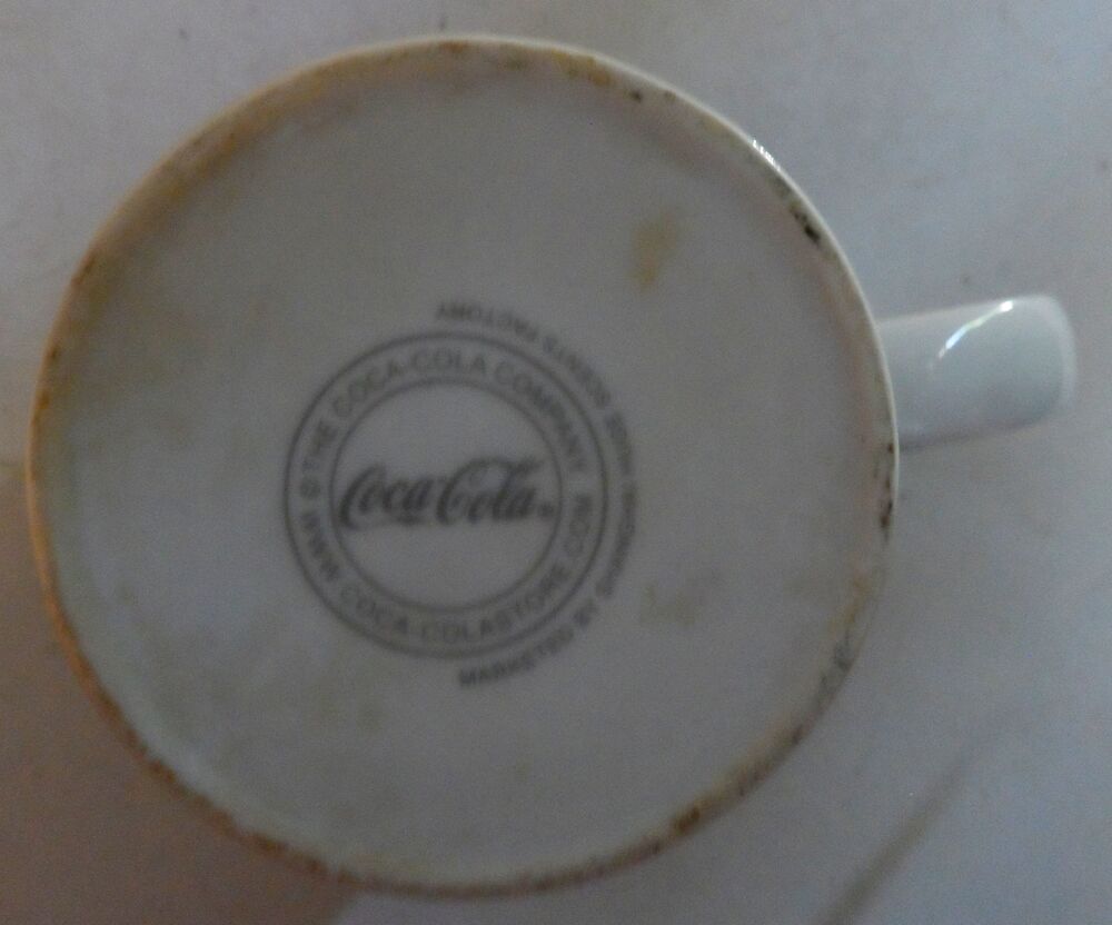 Mug ou chope Coca Cola d&eacute;cor fille blonde vintage en tb&eacute; Cuisine