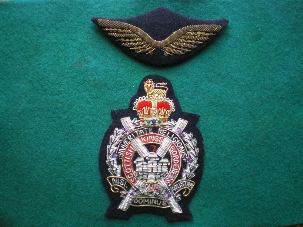 Insignes en tissu de l'Arm&eacute;e de l'Air et divers. 