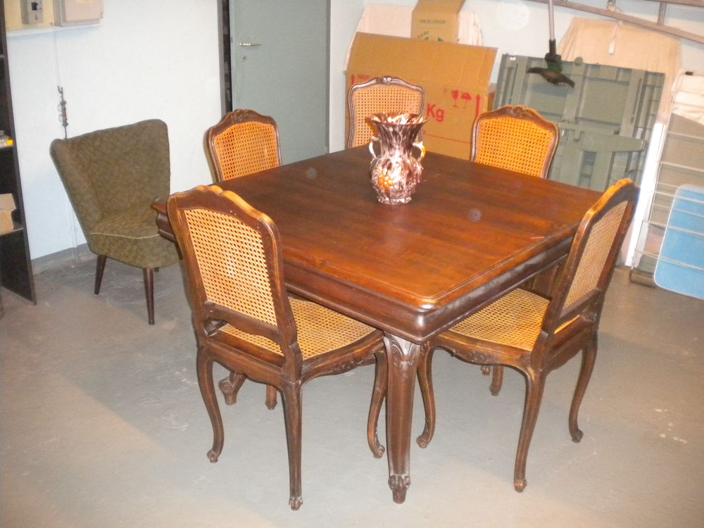 table &agrave; manger et chaises Meubles