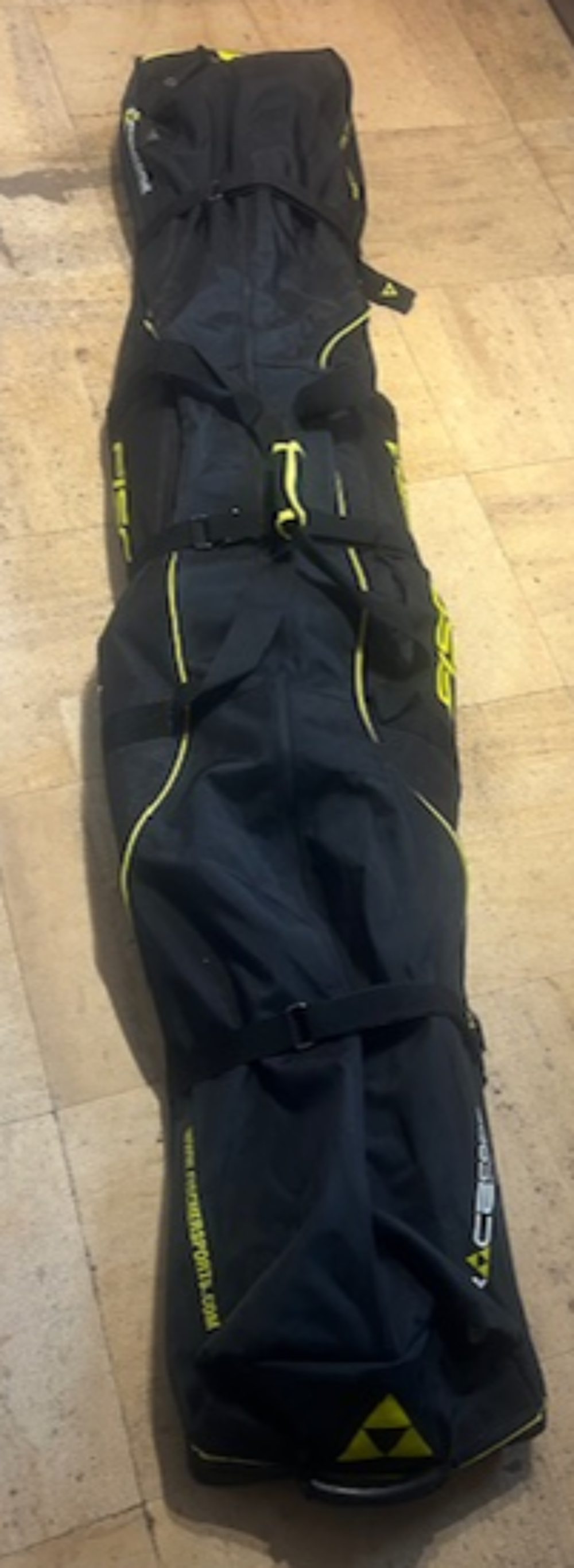 HOUSES SKIS 210 cm pour plusieurs paires FISCHER RACECODE Sports