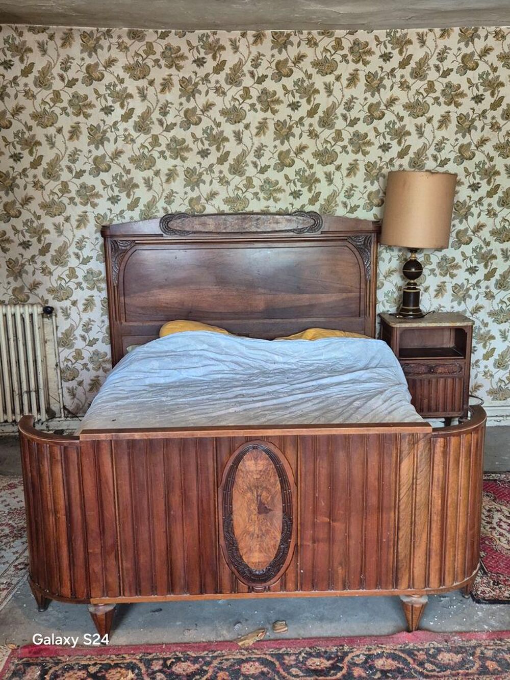 Chambre a coucher ancienne Meubles