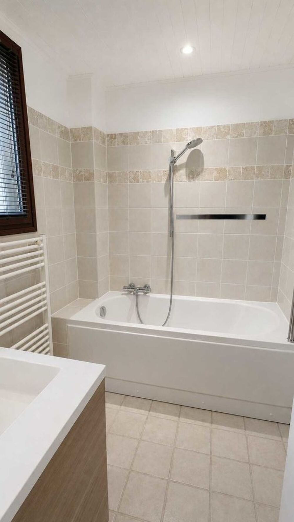 Vente Maison Saint-Raphaël maison T3, 68m2 traversant + loggia 9m2, 2 terrasses, jardin, parking privé Saint-raphaël
