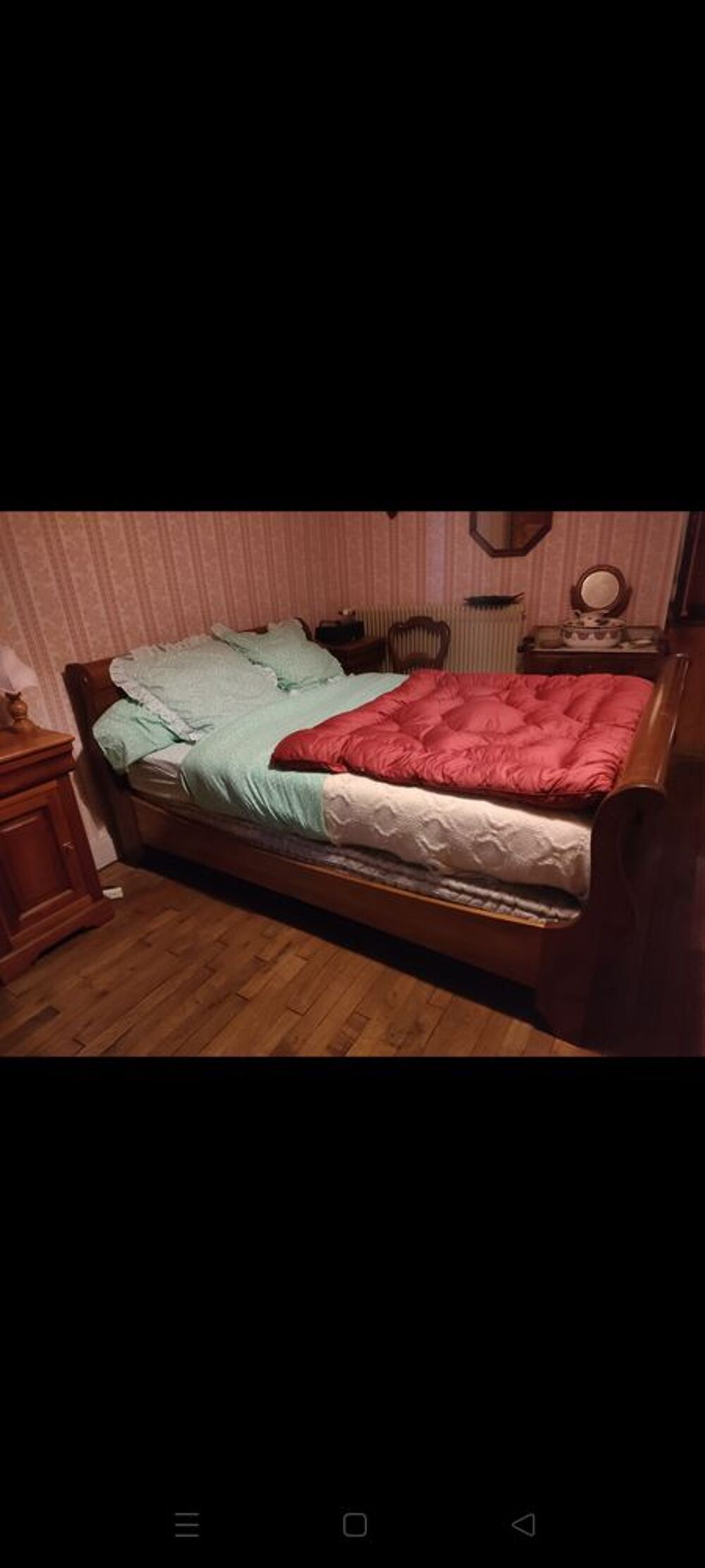 Chambre compl&egrave;te en merisier Meubles