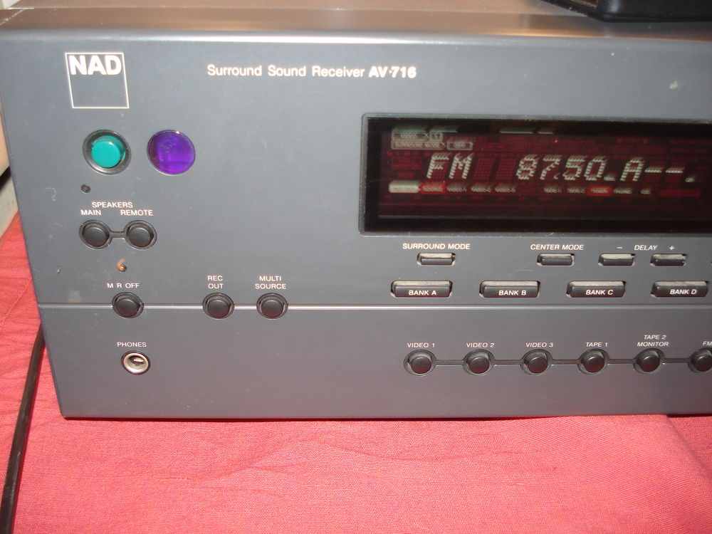 Ampli tuner NAD - AV-716 Audio et hifi