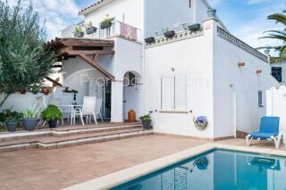 Location  Maison - Villa 