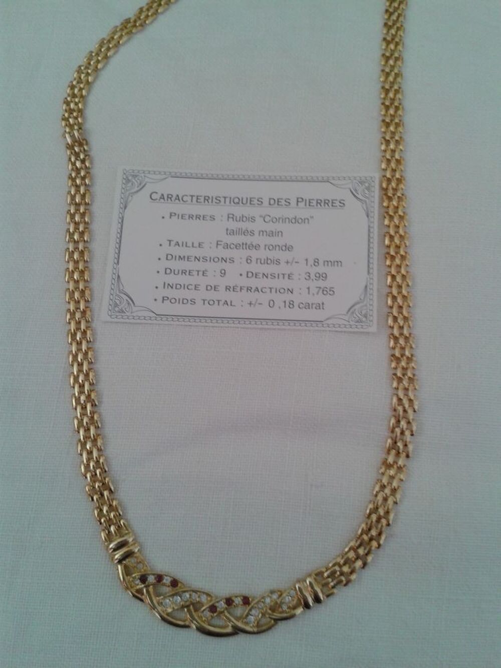 Collier vintage neuf Bijoux et montres