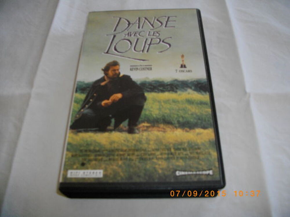 K7 VIDEO VHS "DANSE AVEC LES LOUPS" Photos/Video/TV