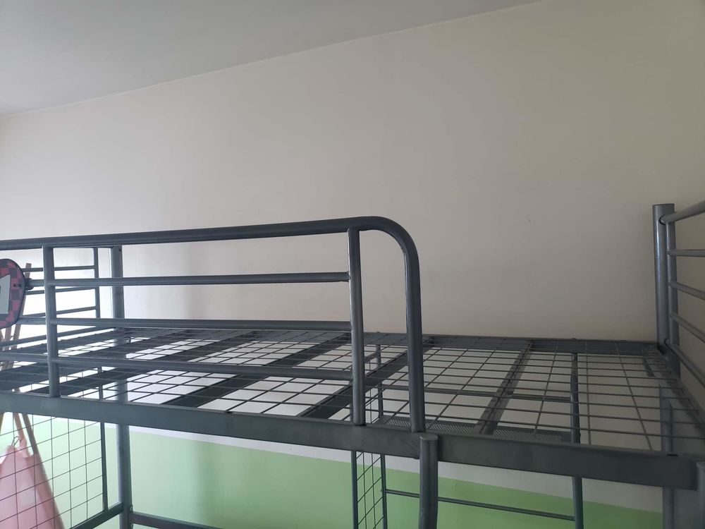 Lit mezzanine en m&eacute;tal Meubles