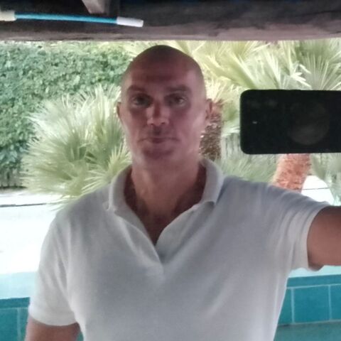 Auxiliaire de vie propose ses services 0 06100 Nice