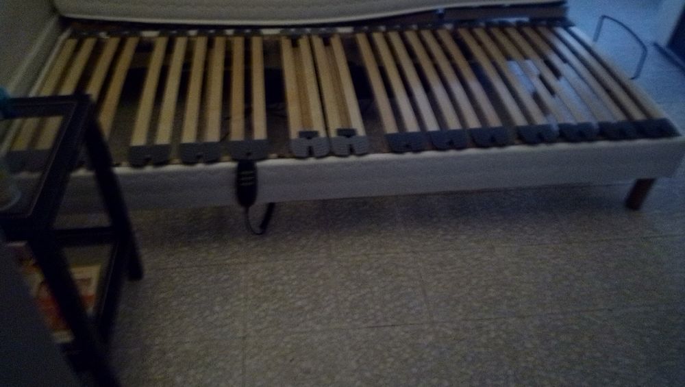 sommier &eacute;lectrique 80x200 Meubles