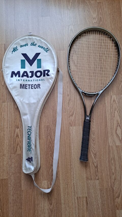 Raquette de tennis MAJOR METEOR Fibre de carbone 15 Issy-les-Moulineaux (92)
