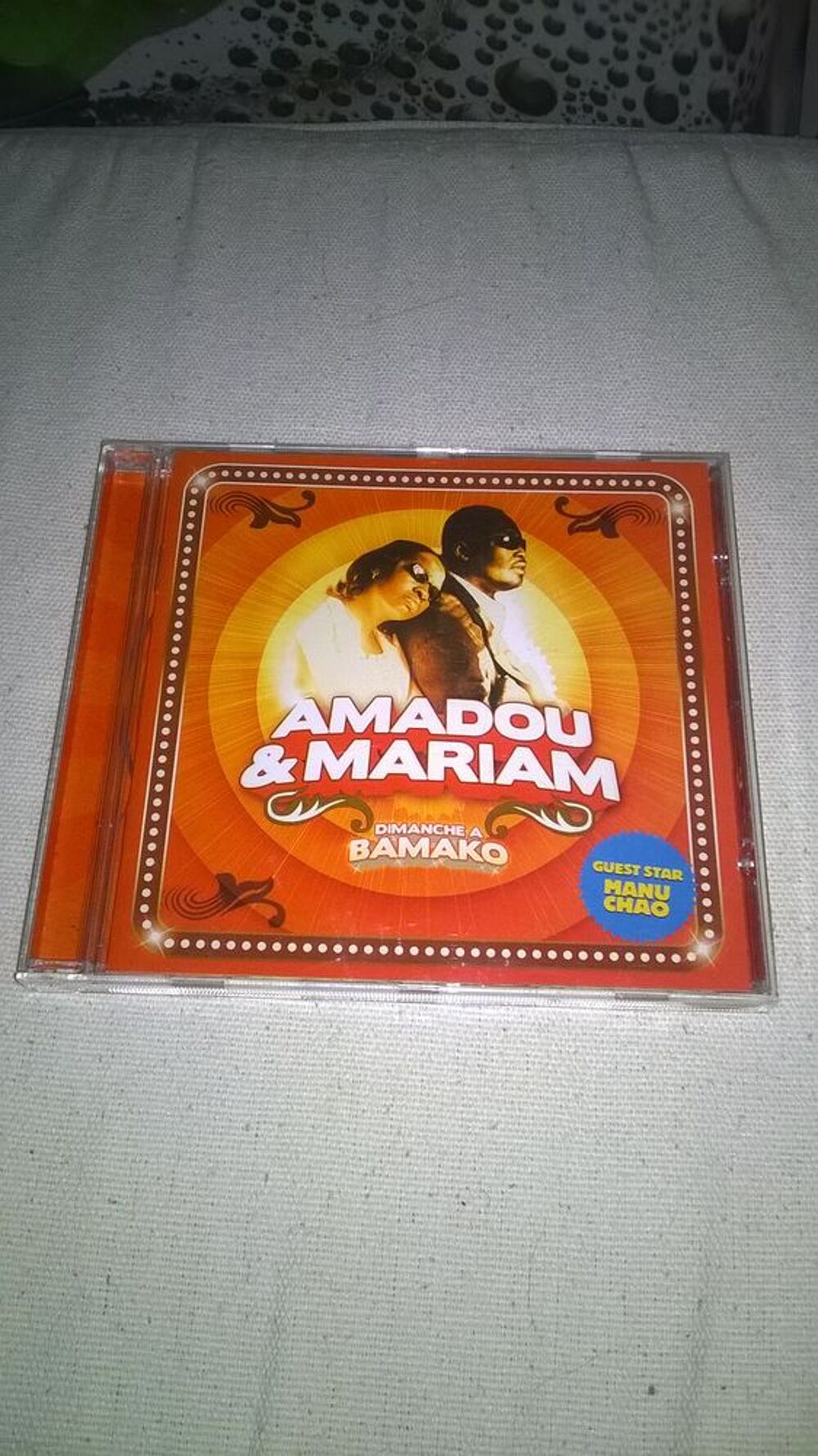 CD Amadou et Mariam
Dimanche &Agrave; Bamako
2003
Excellent etat CD et vinyles