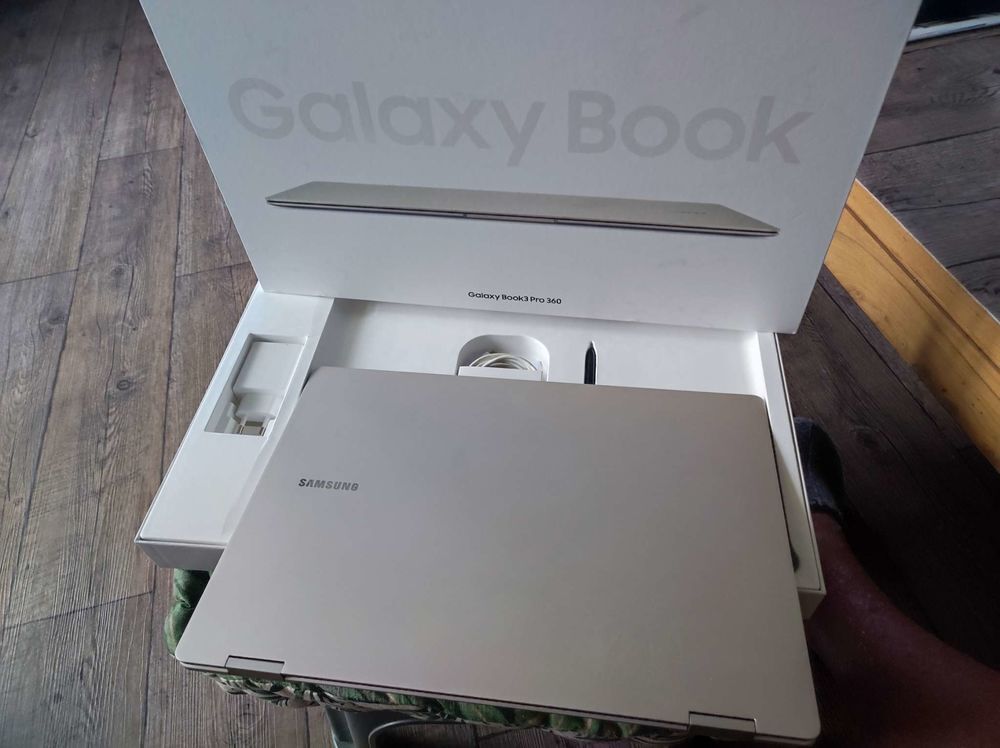PC GALAXY BOOK3 PRO 360&deg; 16" Matériel informatique