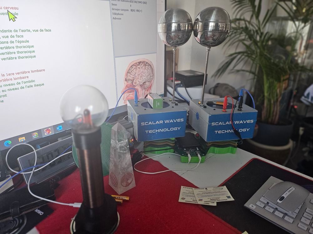 Biophilia X5 Tracker Ultra dans un concept d'ondes scalaires Matériel informatique