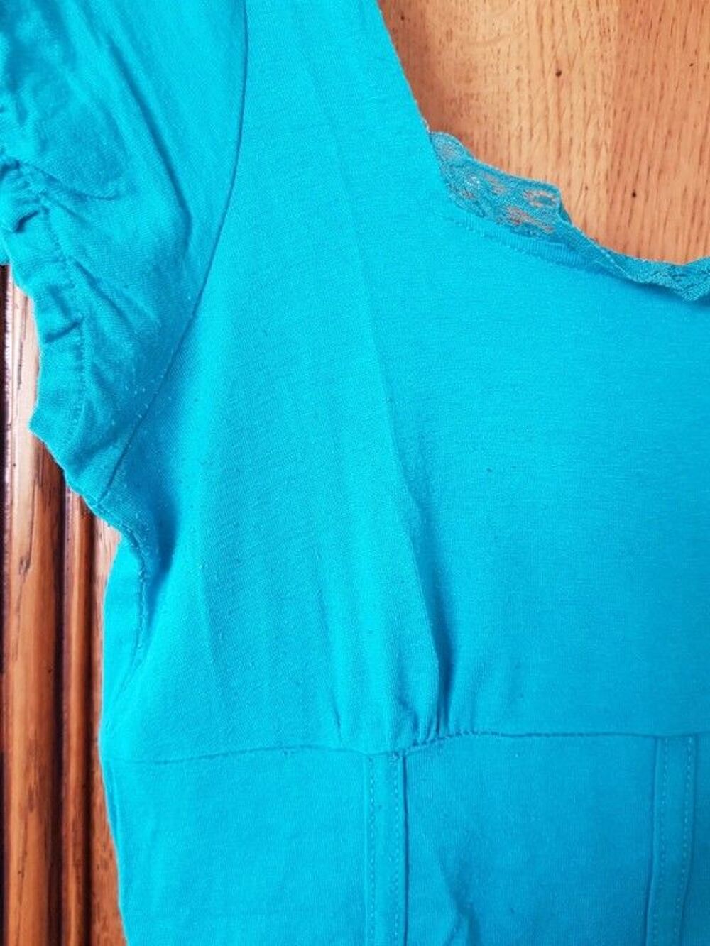 T shirt turquoise marque no escuse taille 42/44 bon etat que Vêtements