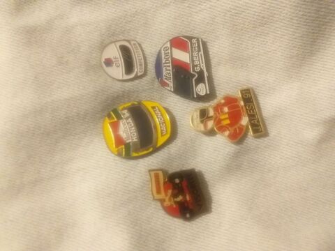 lot de pin's formule 1 (x5). 2 Limoges (87)