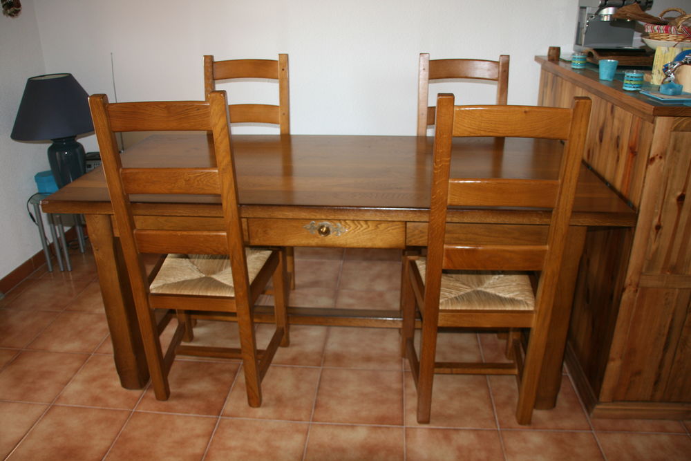 Table de ferme + chaise ch&ecirc;ne massif Meubles