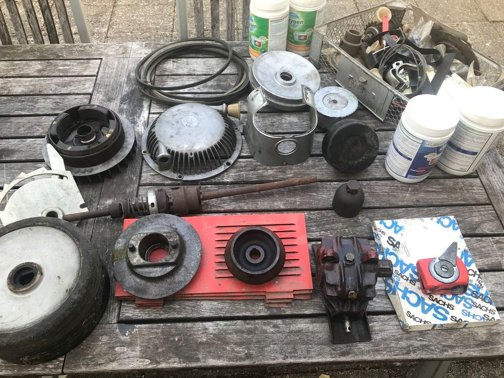 Tondeuse Wolf RT 56+ lot complet de pi&egrave;ces Jardin