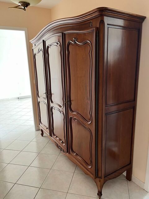 Chambre en merisier massif 250 Saint-Mathieu-de-Trviers (34)