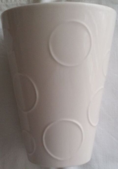 Paire de Vases Style Contemporain Conique Couleur Blanc 0 Le Roc-Saint-Andr� (56)