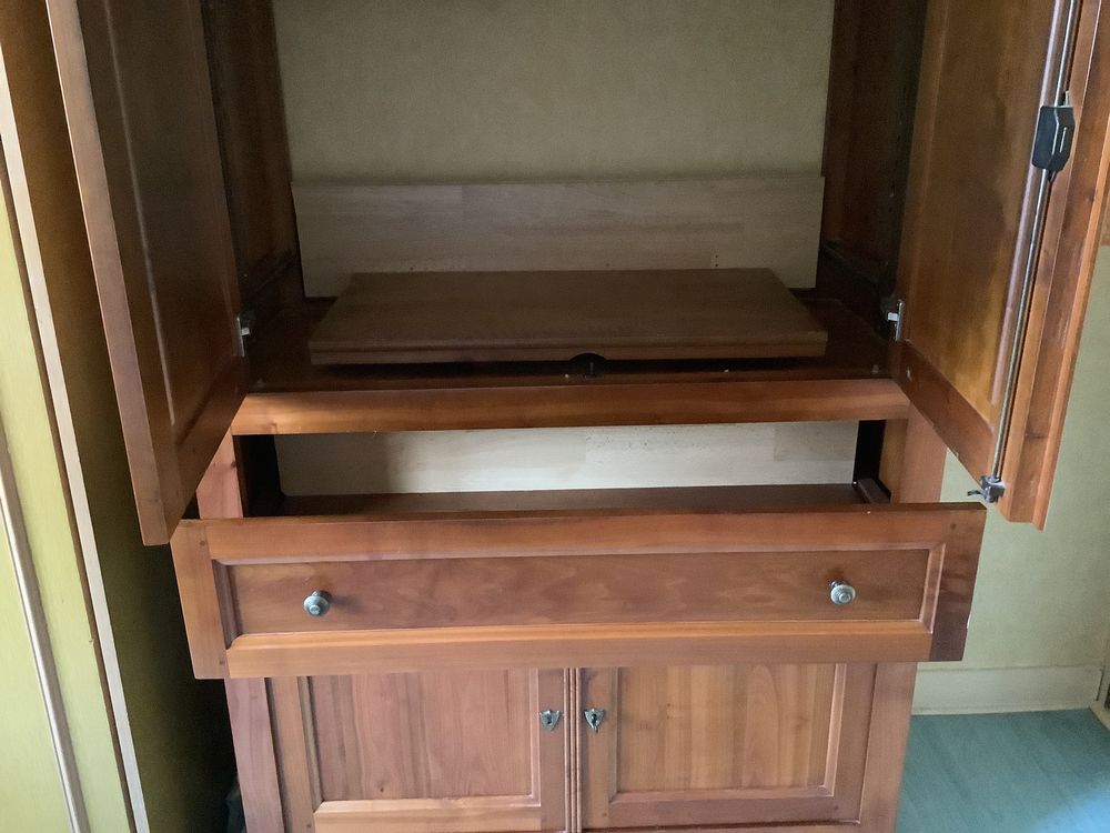 MAGNIFIQUE MEUBLE DE TELE Meubles