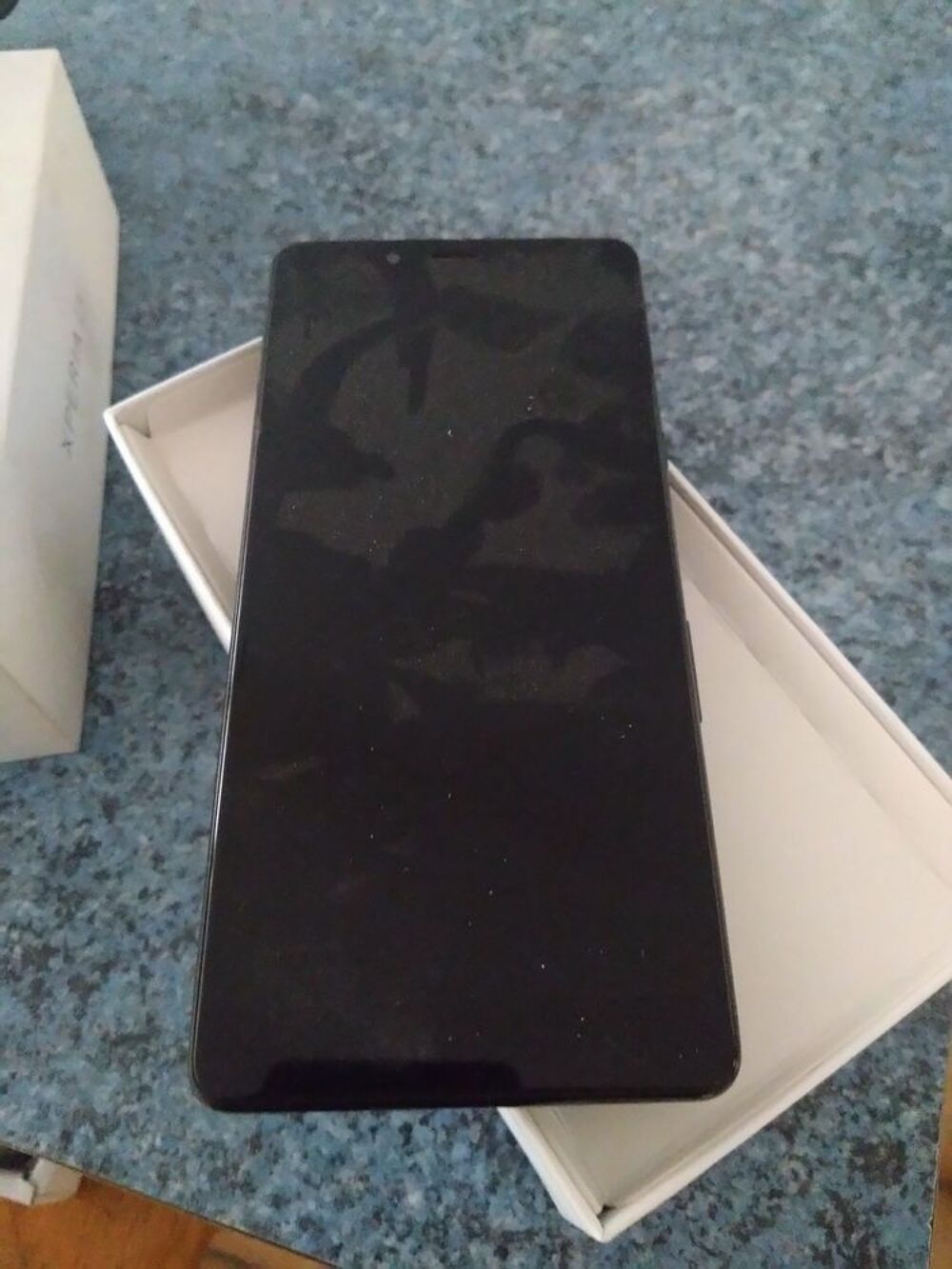 T&eacute;l&eacute;phone SONY XPERIA L2 Téléphones et tablettes